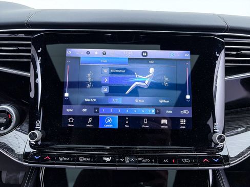 Used 2022 Jeep Wagoneer Series III w/ Premium Group I RWD image 21
