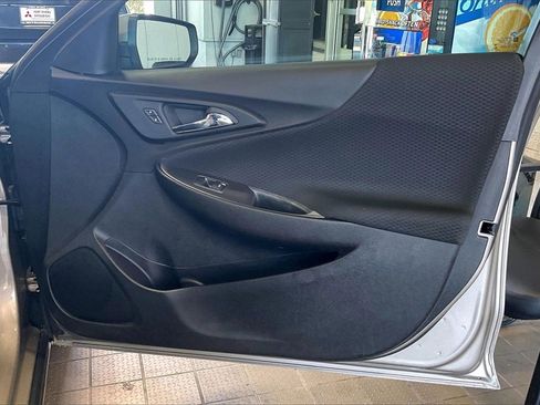 Used 2025 Chevrolet Malibu LT image 22