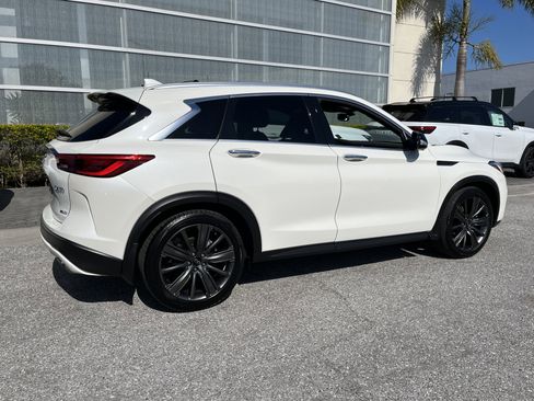 Certified 2020 INFINITI QX50 Essential w/ Edition 30 Package FWD image 6