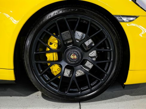 Used 2015 Porsche 911 Carrera GTS image 49