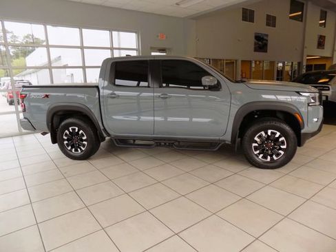 Used 2024 Nissan Frontier Pro-X w/ Pro Convenience Package RWD image 12