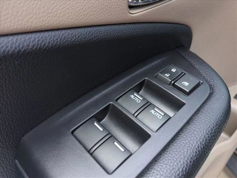 Used 2018 Honda Pilot EX-L image 12