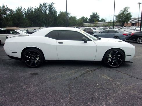 Used 2021 Dodge Challenger R/T Scat Pack RWD image 4