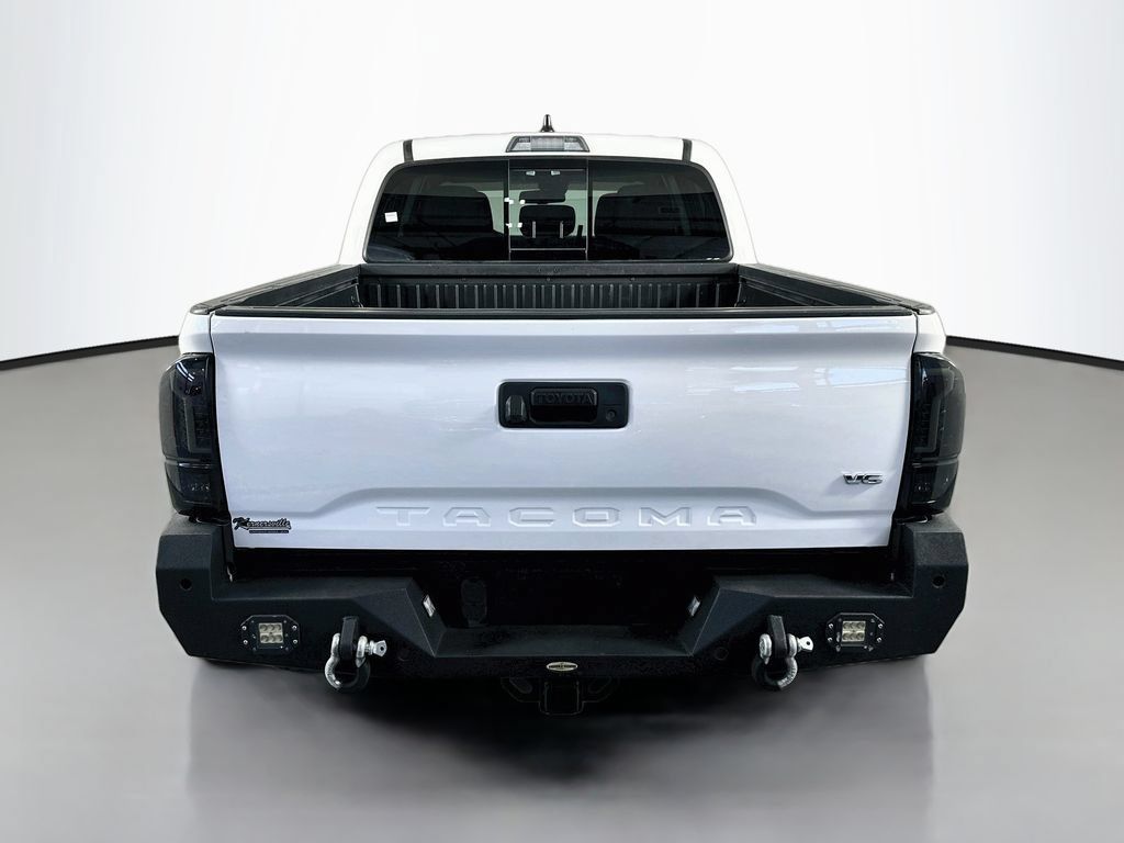 Used 2021 Toyota Tacoma SR5 RWD image 6