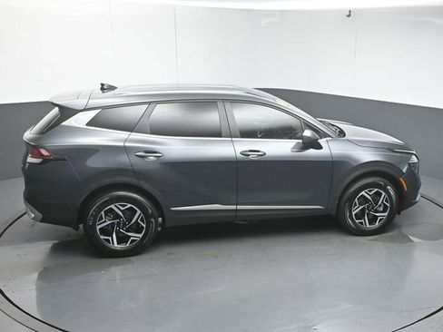 Used 2025 Kia Sportage LX AWD/4WD image 46