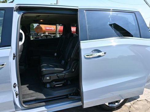 Used 2023 Honda Odyssey Elite image 24