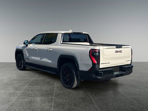 New 2026 GMC Sierra EV Elevation w/ LPO, Elevation Dark Package image 5