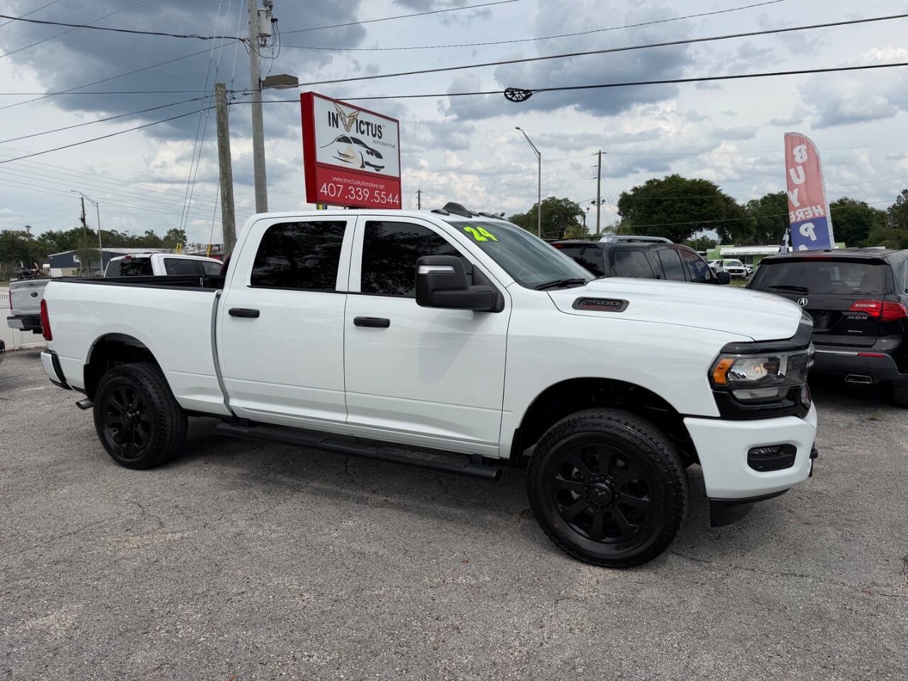 Used 2024 RAM 2500 Tradesman w/ Protection Group AWD/4WD image 3