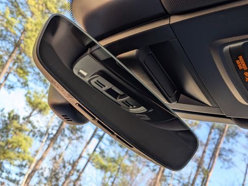 Certified 2025 Porsche Cayenne S AWD/4WD image 25