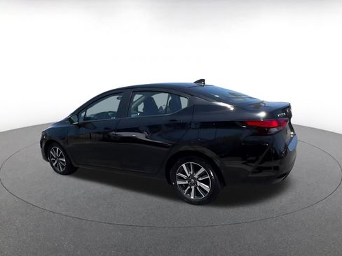 Used 2025 Nissan Versa SV FWD image 10