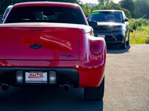 Used 2003 Chevrolet SSR w/ Preferred Equipment Group image 11