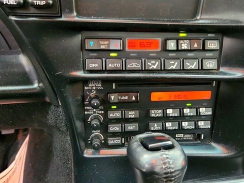 Used 1995 Chevrolet Corvette Convertible RWD image 19