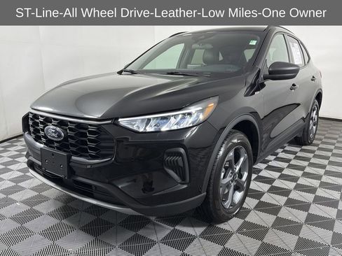 Used 2025 Ford Escape ST-Line image 3