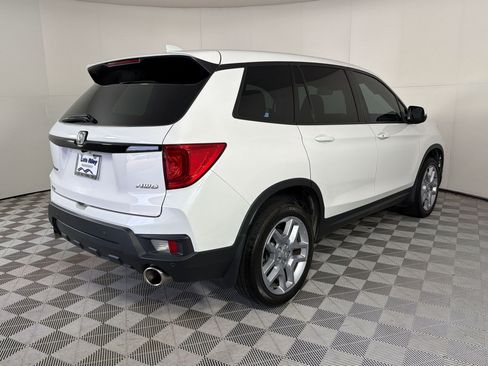 Used 2024 Honda Passport EX-L image 9