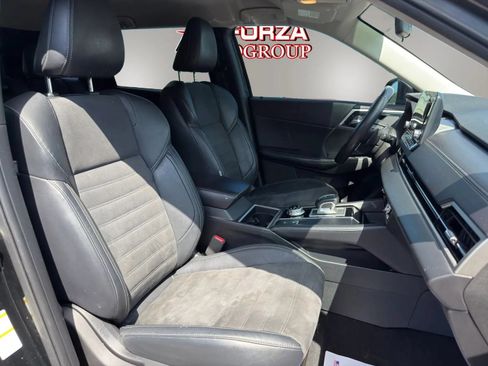 Used 2023 Mitsubishi Outlander SE FWD image 19