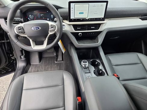 New 2026 Ford Explorer Active w/ Active Comfort Package RWD image 19