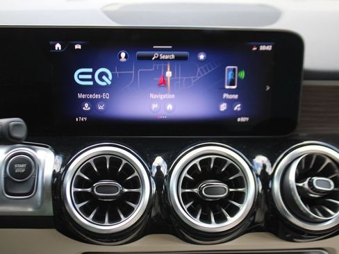 Certified 2024 Mercedes-Benz EQB 250+ image 17