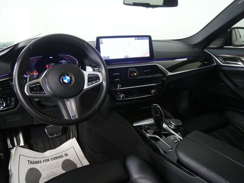 Used 2022 BMW 540i w/ M Sport Package image 16