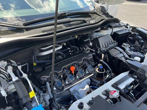 Used 2022 Honda HR-V Sport image 10
