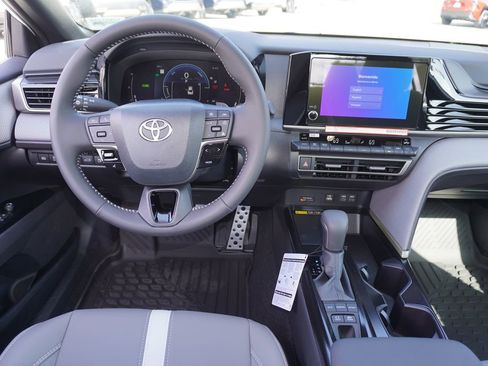 Certified 2026 Toyota Camry SE image 10