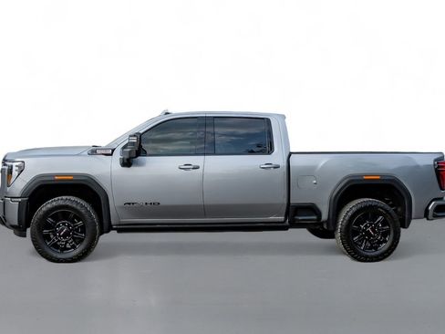 Used 2024 GMC Sierra 2500 AT4 w/ AT4 Premium Plus Package image 9