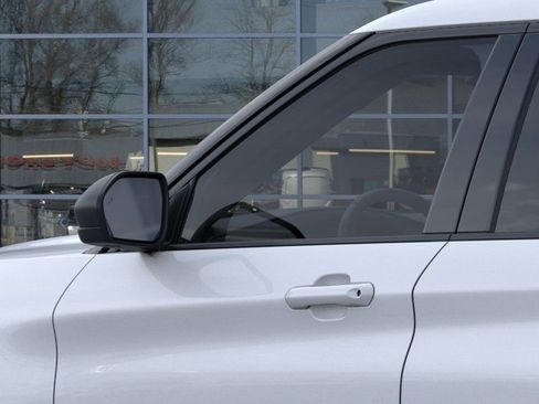 New 2026 Ford Explorer Active image 21