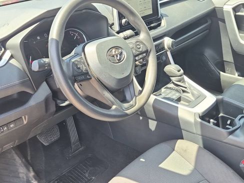 Certified 2025 Toyota RAV4 XLE AWD/4WD image 10