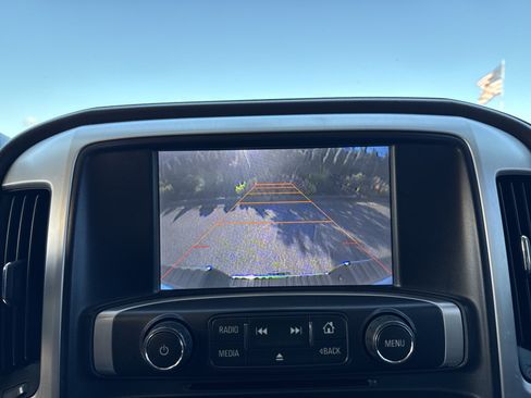 Used 2015 GMC Sierra 1500 SLT w/ SLT Crew Cab Value Package RWD image 25