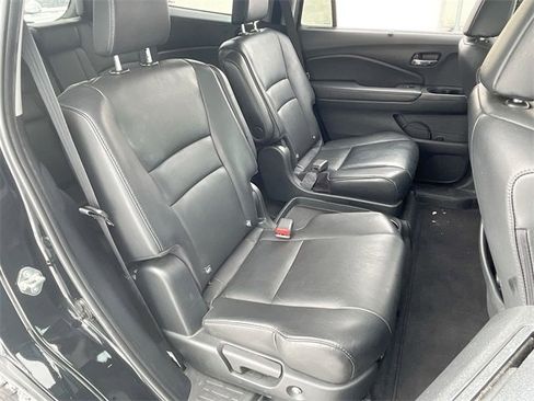 Used 2020 Honda Pilot Touring image 27