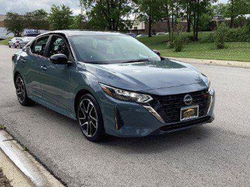 Used 2024 Nissan Sentra SR w/ SR Premium Package FWD image 2