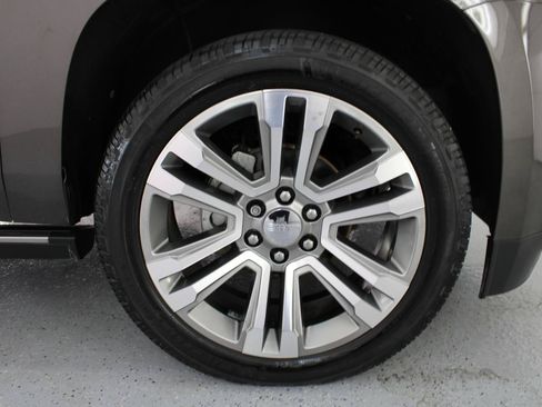 Used 2019 GMC Yukon XL Denali w/ Denali Ultimate Package AWD/4WD image 89