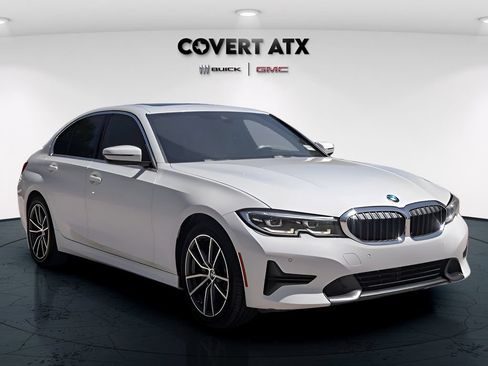 Used 2022 BMW 330i Sedan w/ Premium Package 2 RWD image 9