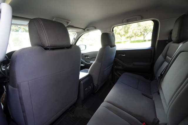 Used 2023 Nissan Frontier SV w/ SV Convenience Package RWD image 25