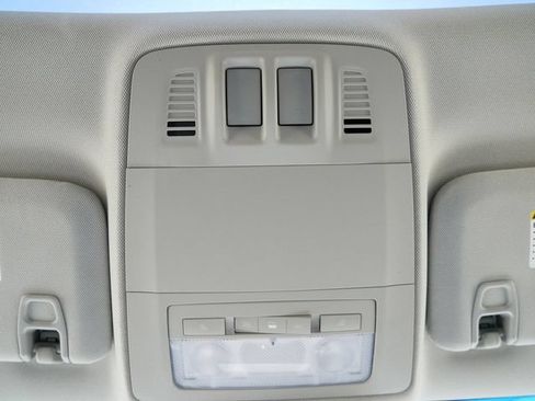 Used 2012 Buick Verano Leather FWD image 24