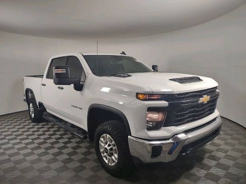 Used 2024 Chevrolet Silverado 2500 W/T w/ WT Fleet Convenience Package AWD/4WD image 1