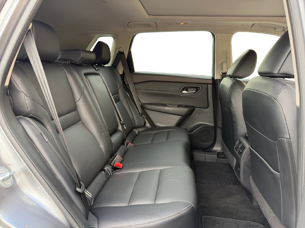 Used 2023 Nissan Rogue SL FWD image 20