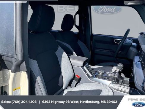 New 2025 Ford Bronco 4-Door w/ Sasquatch Package image 6