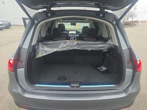 New 2026 Mercedes-Benz GLS 450 4MATIC image 23