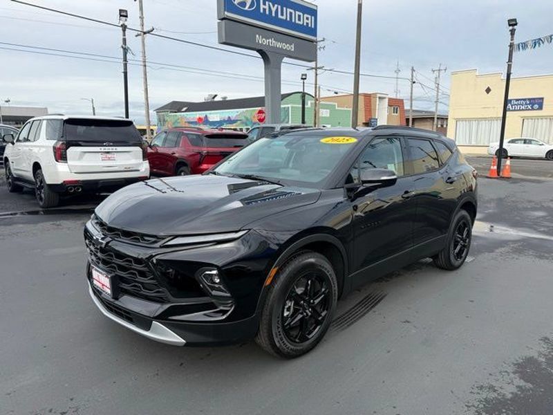 New 2025 Chevrolet Blazer LT w/ Midnight/Sport Edition AWD/4WD image 1