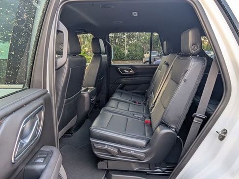 Used 2023 Chevrolet Tahoe LS RWD image 13