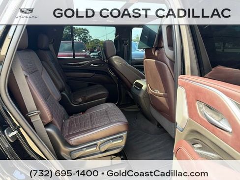 Used 2021 Cadillac Escalade Sport Platinum AWD/4WD image 9