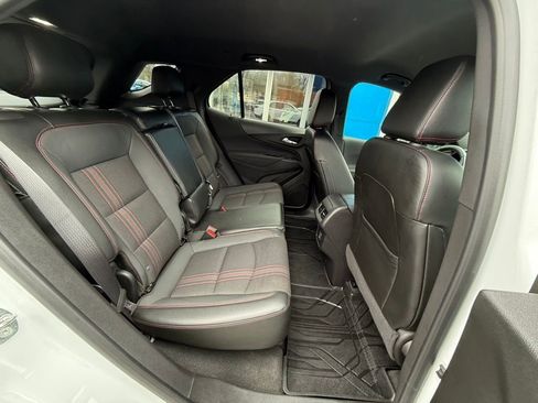 Used 2023 Chevrolet Equinox RS image 34