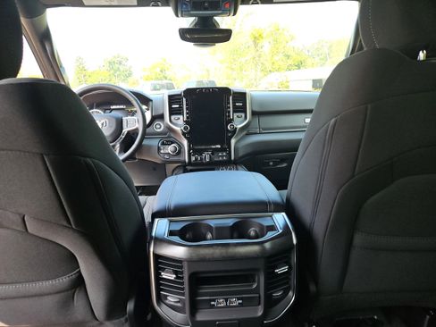 New 2024 RAM 1500 Big Horn image 23