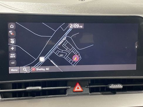 Used 2023 Kia Sportage EX image 18