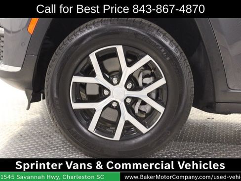 Used 2024 Jeep Grand Cherokee L Limited w/ Luxury Tech Group II AWD/4WD image 14
