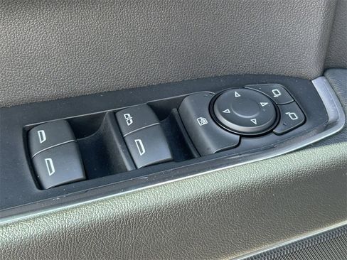 Used 2024 Chevrolet Silverado 1500 RST image 17