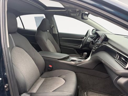 Used 2021 Toyota Camry LE image 15