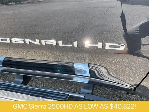 Used 2021 GMC Sierra 2500 Denali w/ Denali Ultimate Package AWD/4WD image 8