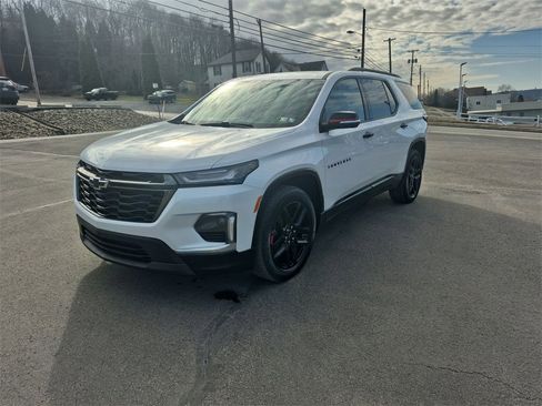 Used 2023 Chevrolet Traverse Premier w/ Redline Edition image 11