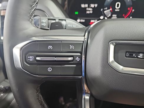 Used 2026 GMC Yukon Denali w/ Sun & Power Step Package AWD/4WD image 22
